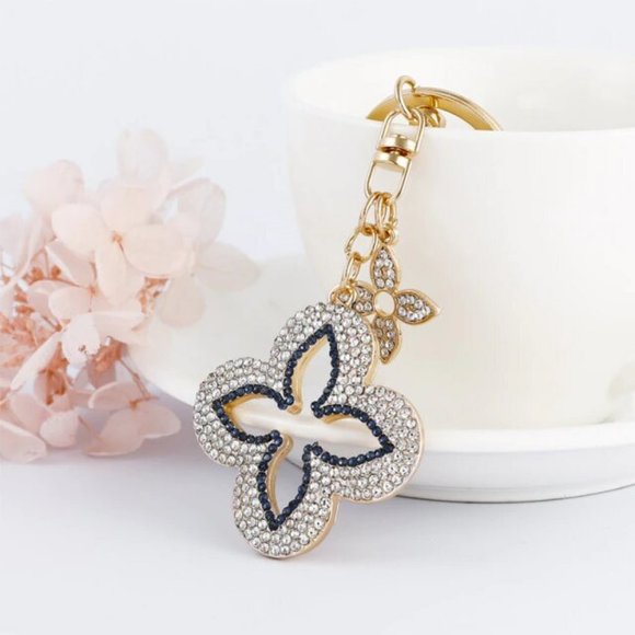 Louis Vuitton Style Crystal Quatrefoil Flower Keychain/Bag Charm NWT - Picture 2 of 7